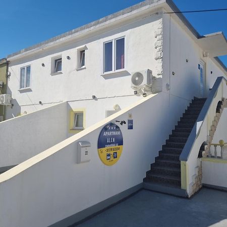 Apartmani Alen Dinjiška Екстериор снимка
