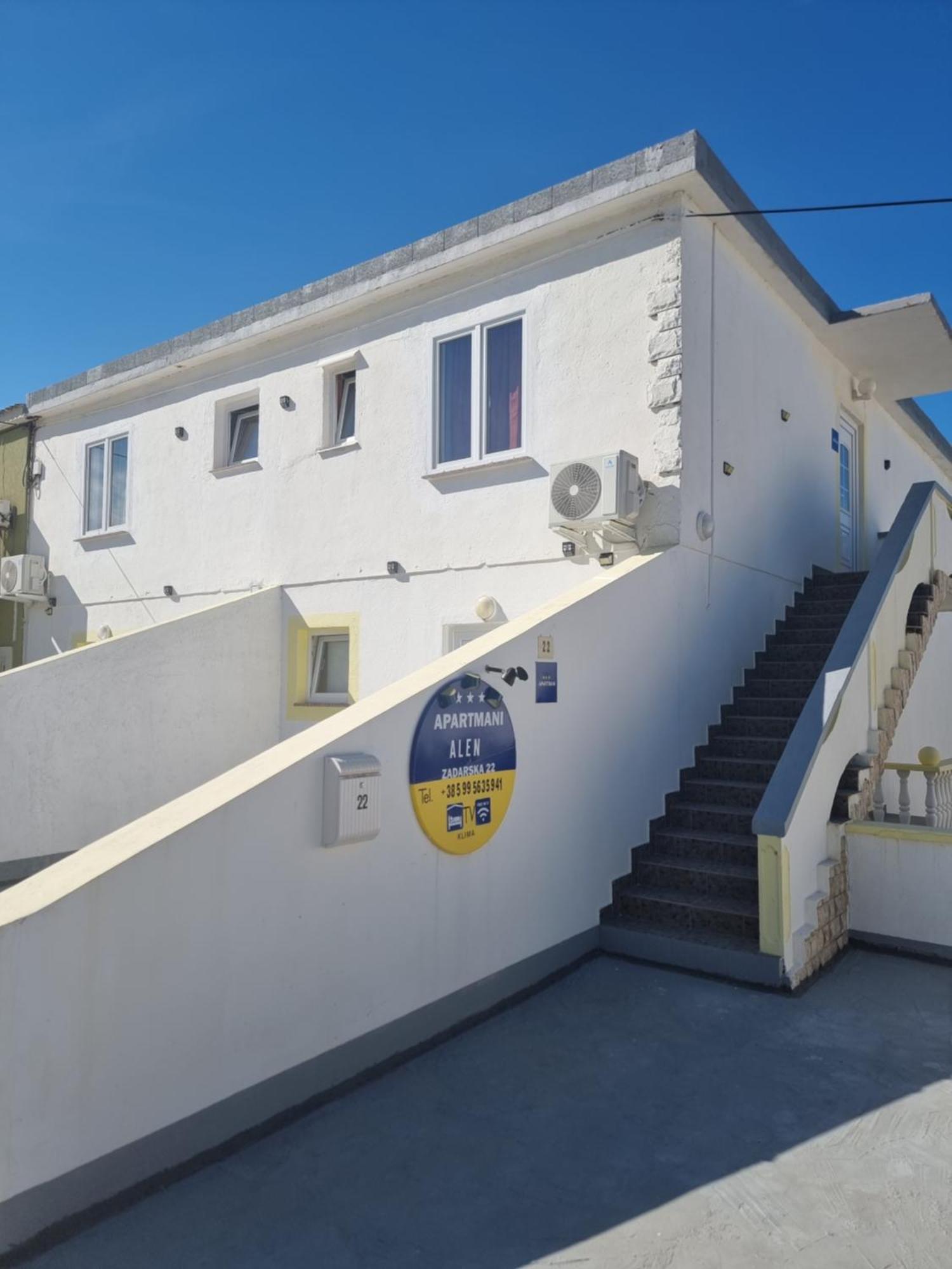 Apartmani Alen Dinjiška Екстериор снимка