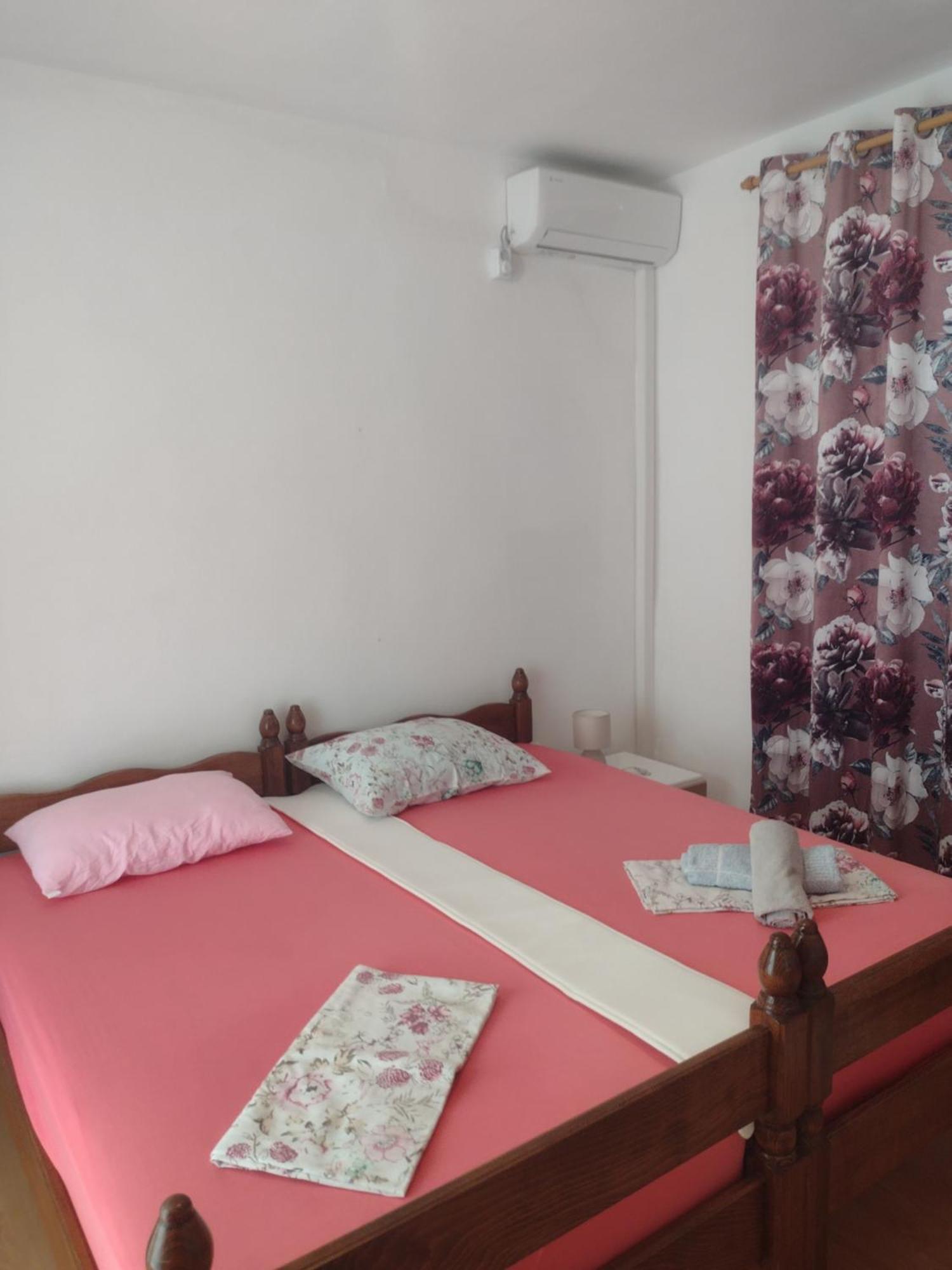 Apartmani Alen Dinjiška Екстериор снимка